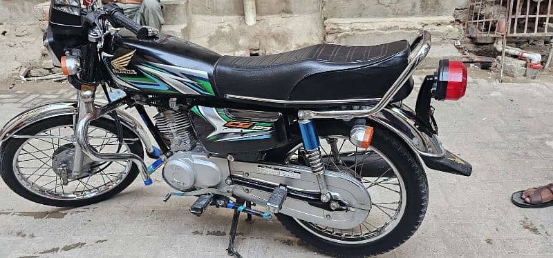 HONDA 125 2023 MODEL ON LETTER 8