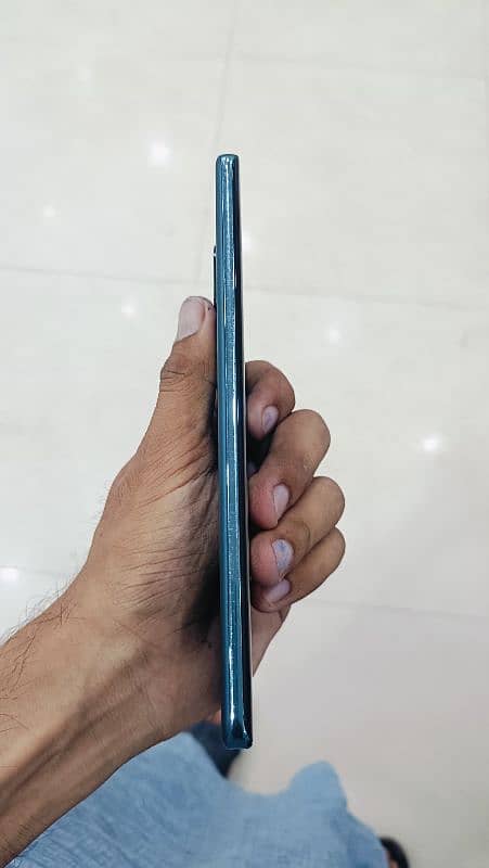 Vivo V30 5G 12/256 3