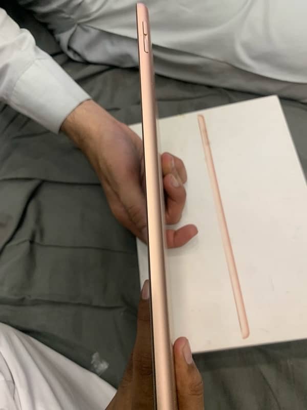 iPad 7th Generation 128gb 7