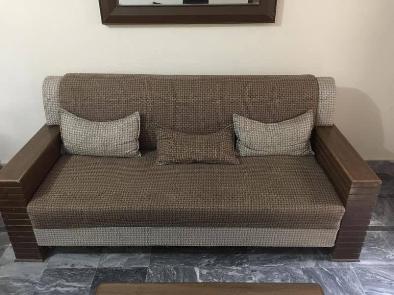 7 Seater Sofa Set And Tables 0