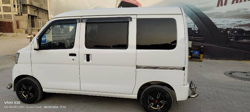 Daihatsu Hijet 2017 1