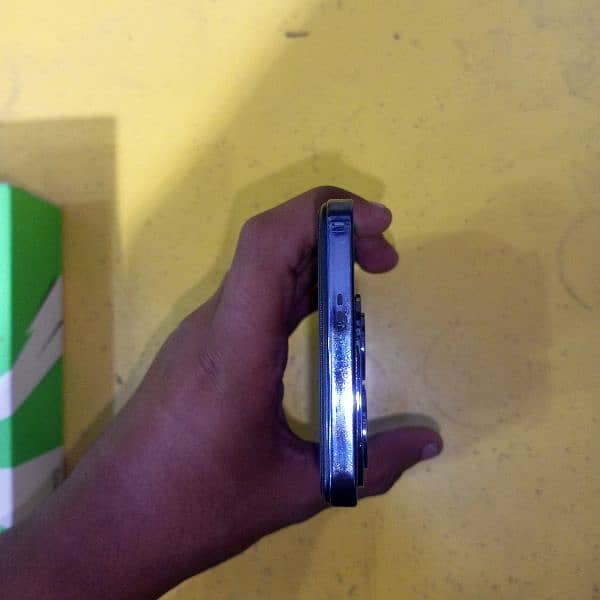 Infinix hot 40 for sale 8