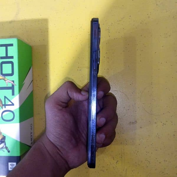 Infinix hot 40 for sale 9