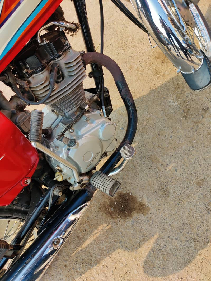 Honda 125 silencer 2