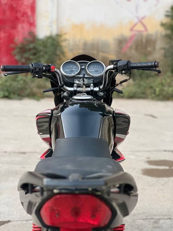 Honda cb150f 2