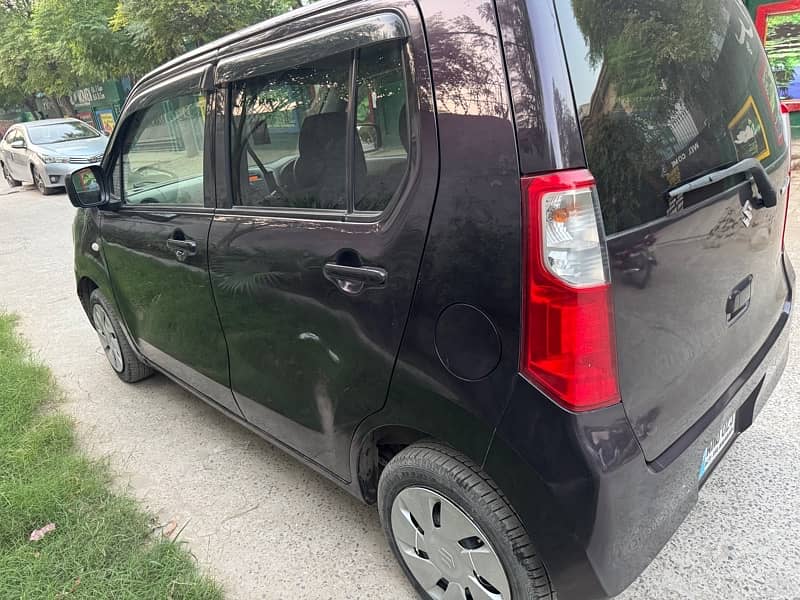 Suzuki Wagon R 2015 1