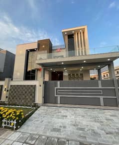 1 Kanal Full House Available For Rent In DHA Phase 6 Lahore