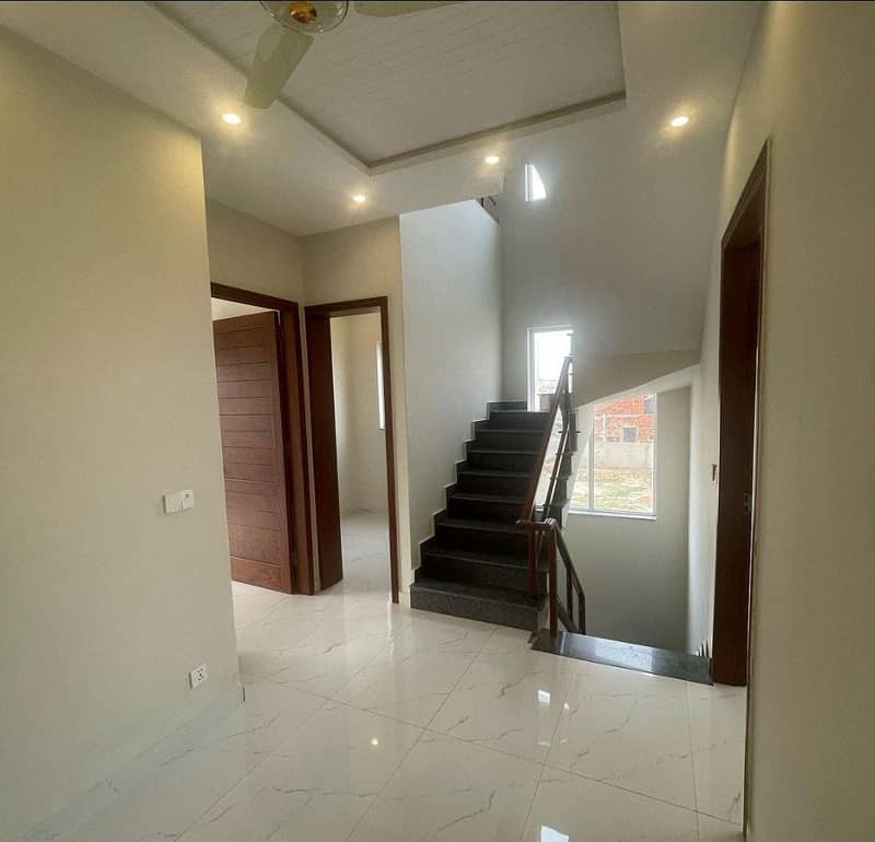 5 Marla Top Of Line Brand New Beautiful Modern Design House For Rent In Dha 9 Town Near Park Top Location 2