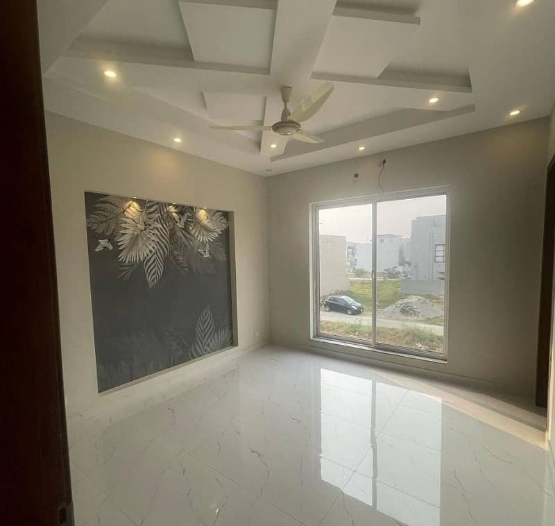 5 Marla Top Of Line Brand New Beautiful Modern Design House For Rent In Dha 9 Town Near Park Top Location 4