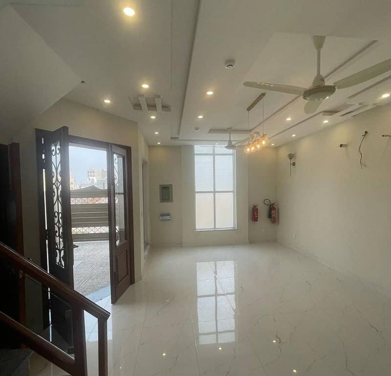 5 Marla Top Of Line Brand New Beautiful Modern Design House For Rent In Dha 9 Town Near Park Top Location 7