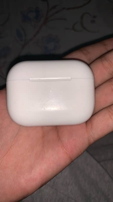 Air pods pro 2nd generation 9/10 condition 3