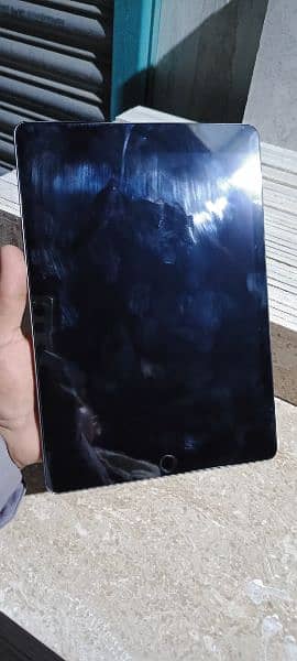 Ipad 9 generation d grey color 5