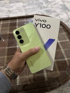 vivo y100 10/10 Bilkul new 4 month use