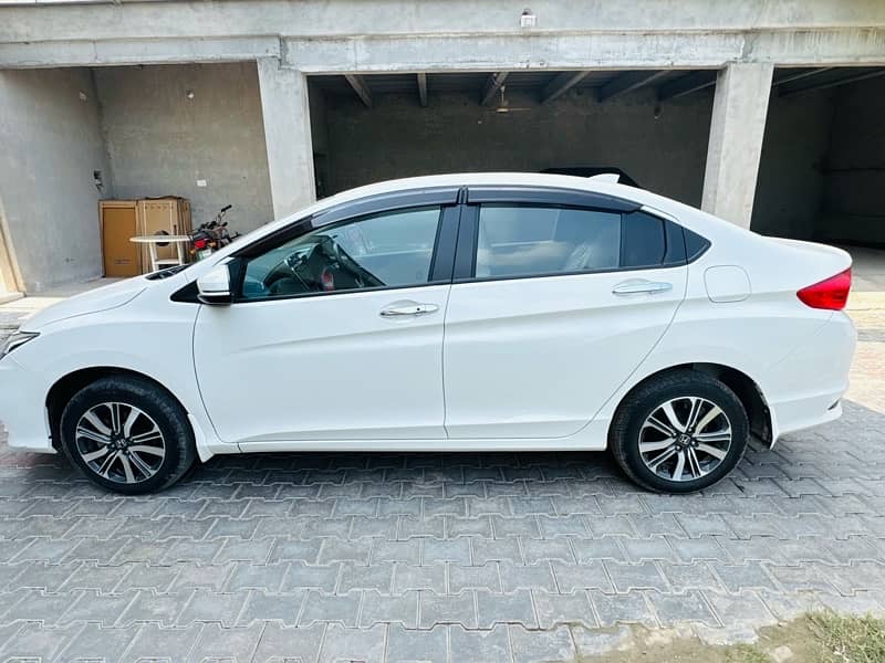 Honda City Aspire 2023 4