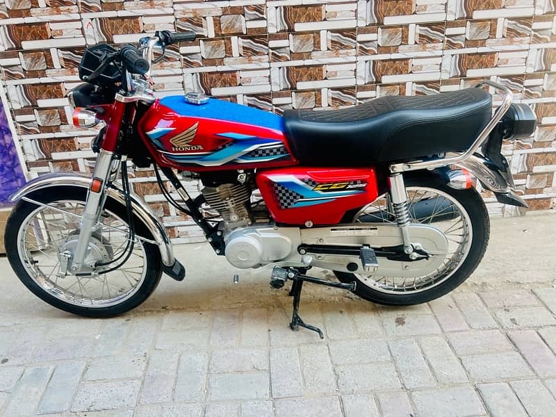 Honda 125 Total Genion 1