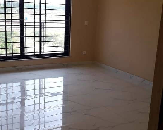 10 Marla Upper portion for Rent in Bahria Town 13