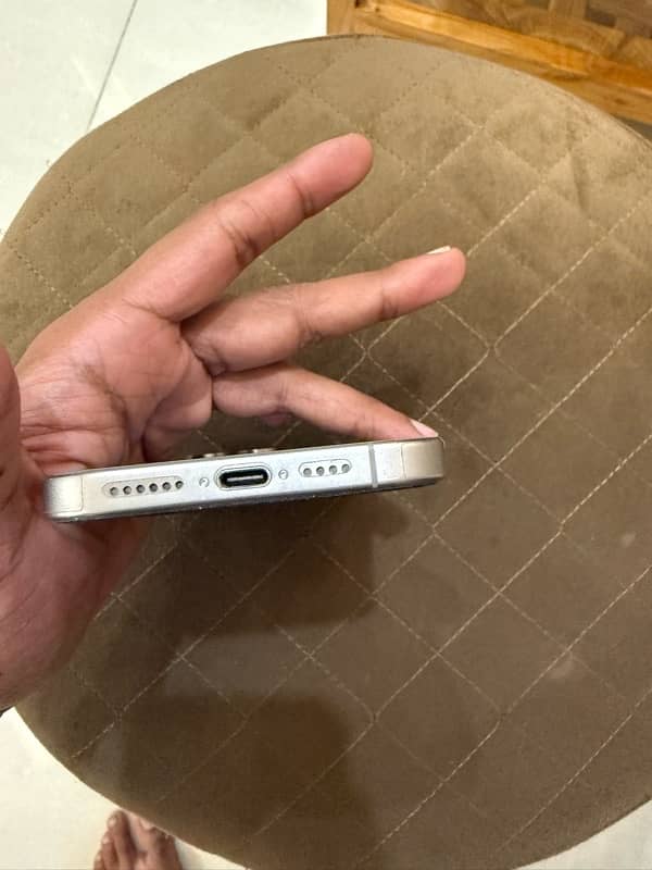 iPhone 15 Pro Max, 256GB, PTA Approved, Natural Titanium 3