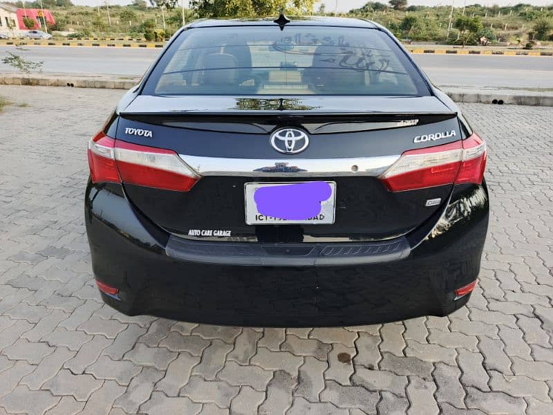 Toyota Corolla GLI 2015 1