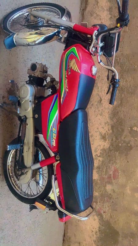 Honda CD 70 (Urgent Sale) 4