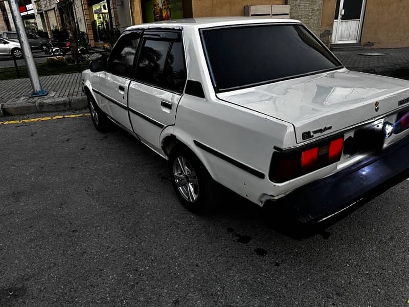 Toyota Corolla GLI 1982 Ke 70 2