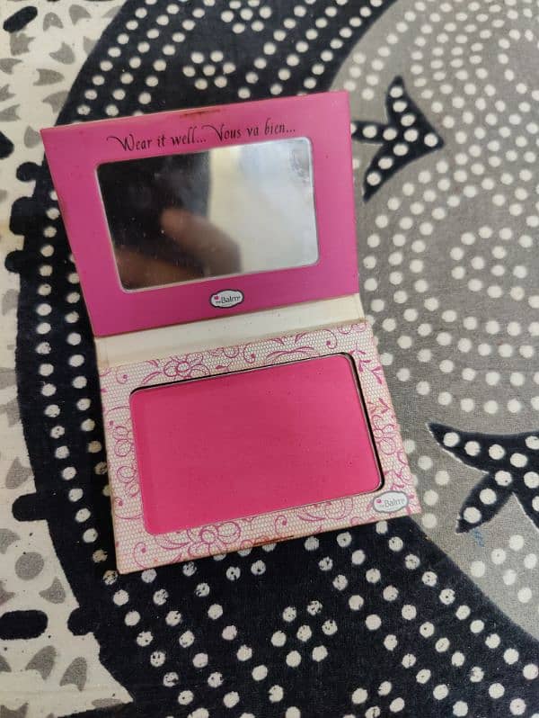 the Balm blush on 1