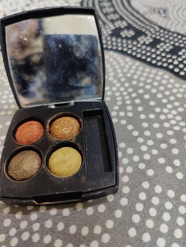 chicks eyeshadow 4 color pallete 1