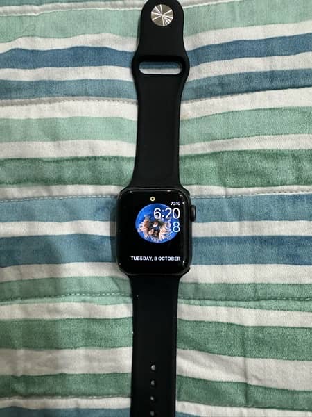 Apple iWatch SE 1st Generation 0