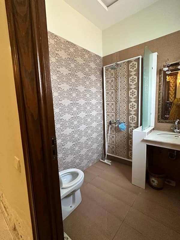 10 Marla Upper Portion Fully Furnished For Rent In Bahria Town Lahore 14