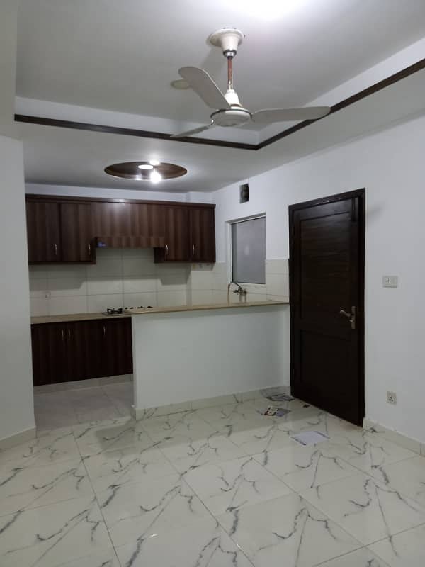 3 Bedroom Unfurnished Apartment Available For Rent in E/11/4 2