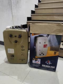 LPG gas golden fauji gayser in good condition for sale