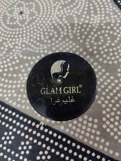 Glam Girl setting powder