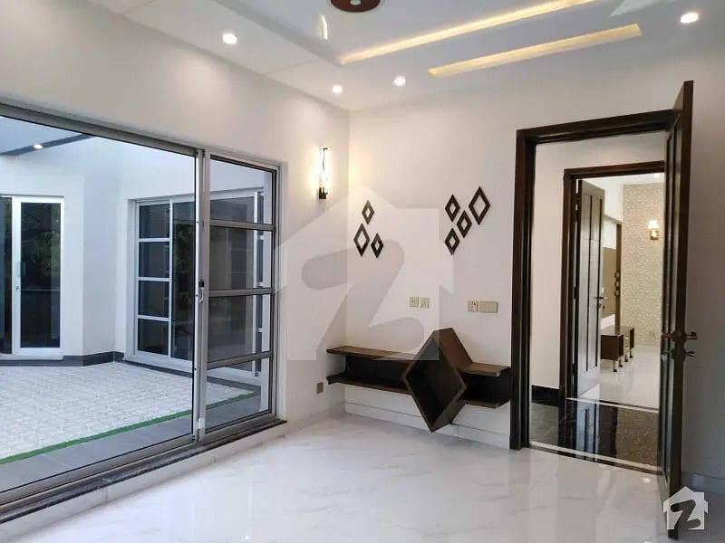 1 Kanal Like Brand New Luxury House Available For Rent In Bahria Town Lahore. 10