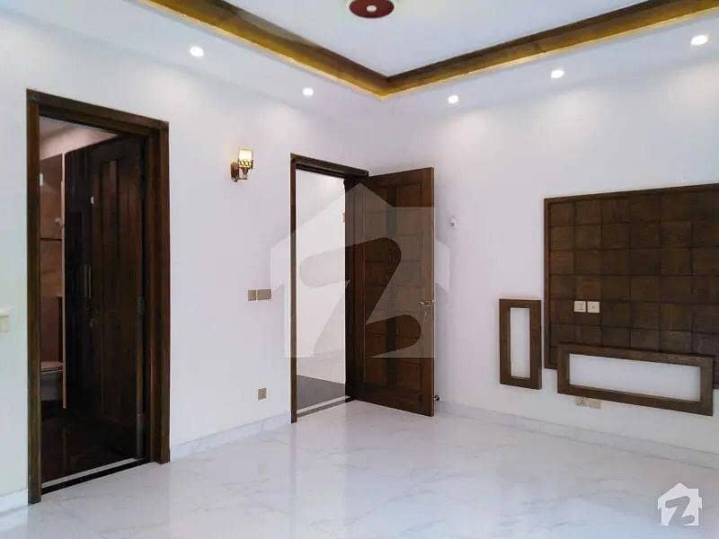 1 Kanal Like Brand New Luxury House Available For Rent In Bahria Town Lahore. 12