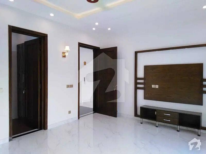 1 Kanal Like Brand New Luxury House Available For Rent In Bahria Town Lahore. 18