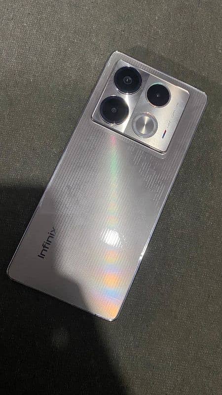 Infinix Note 40 10