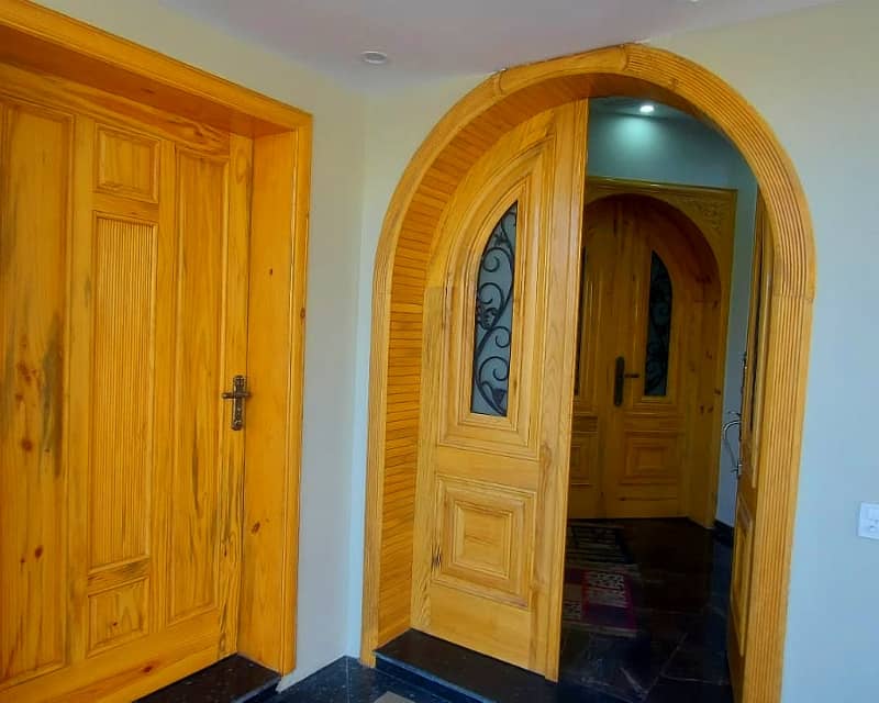 10 Marla Spanish House for Rent in Bahria Town 12