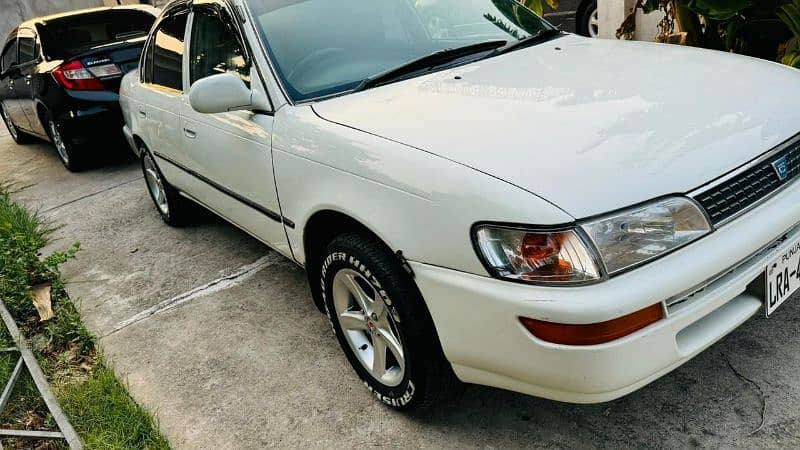 Toyota Corolla XE 2001 1