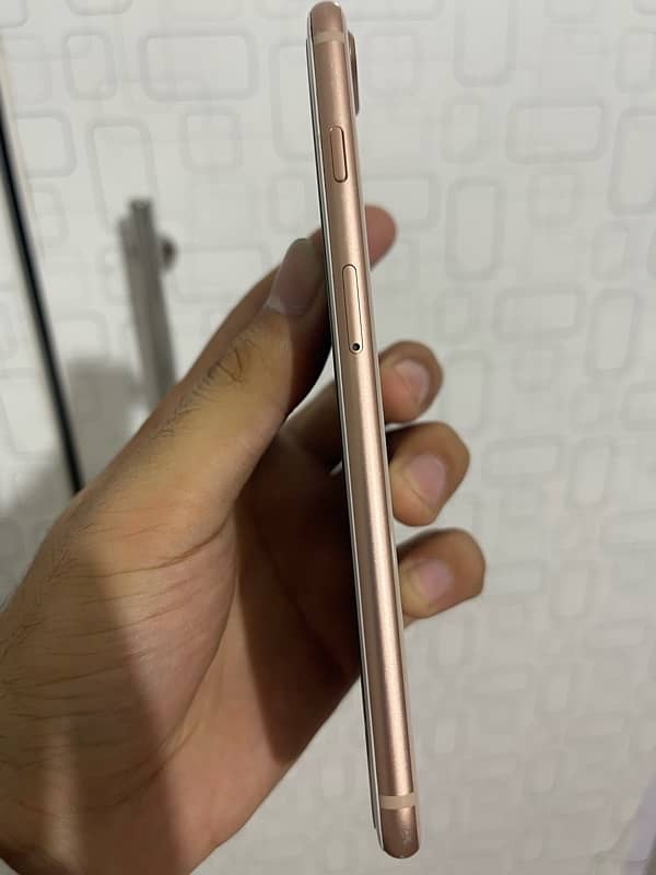 Iphone 8 plus non pta 4