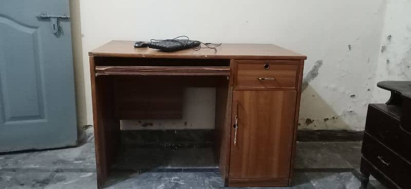 Double Bed+Dressing table+Computer table 2