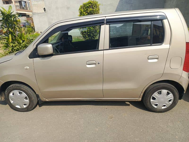 Suzuki Wagon R 2017 1