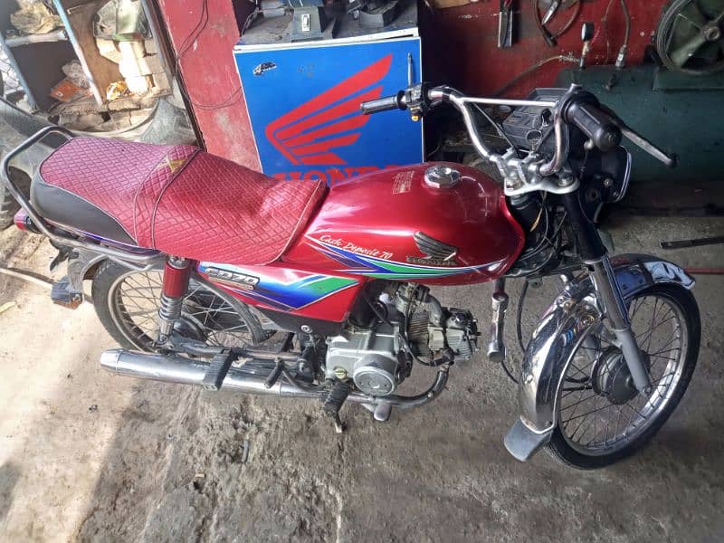 Honda 7t in Good condition 2