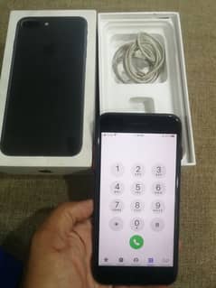 I phone 7 plus 32 gb box cable sath pta