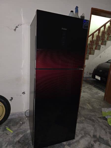 Haeir Refrigerator, scratchless, perfectly working fine. 0