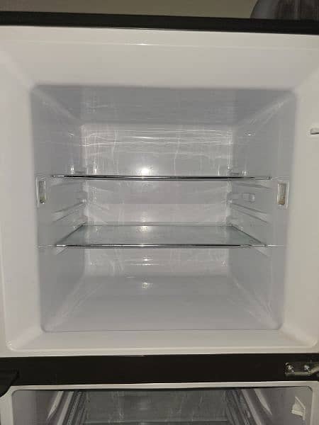 Haeir Refrigerator, scratchless, perfectly working fine. 4