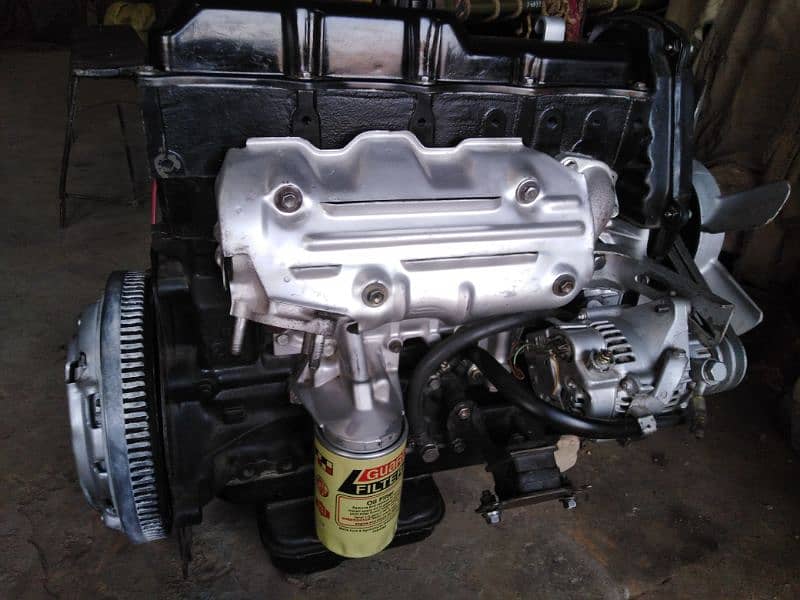 Toyota Hilux Engine 2L 2400cc 1