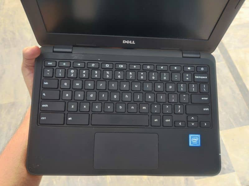 Dell Chromebook 3180 9