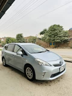 Toyota Prius Alpha 2014 G