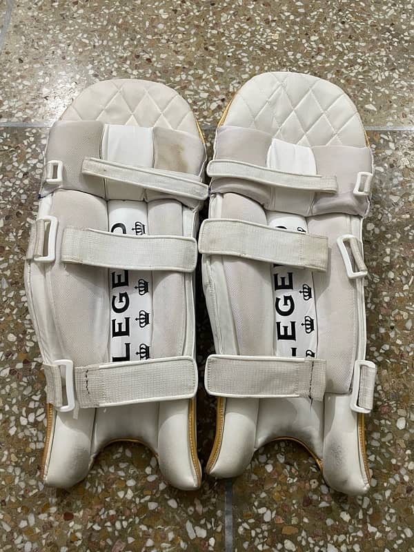 Batting Pads And Gloves For Sale (New*) 0