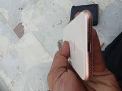 iphone 8 10/10 condition 0