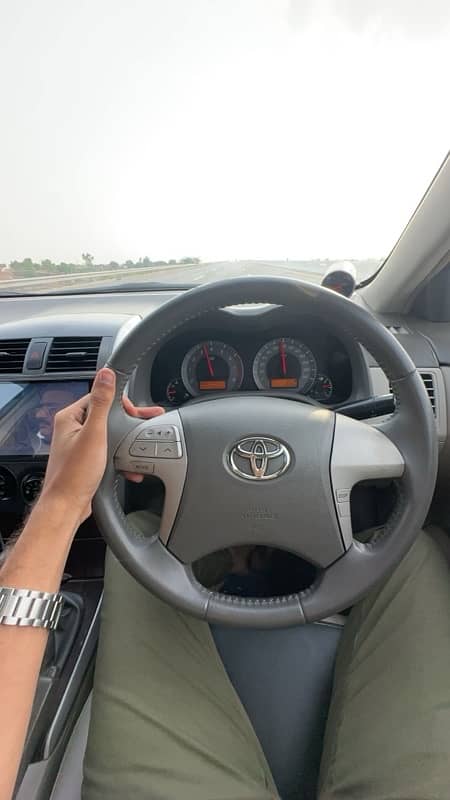 Toyota Corolla 2009-2014 Multimedia Sterring With Chakri 5